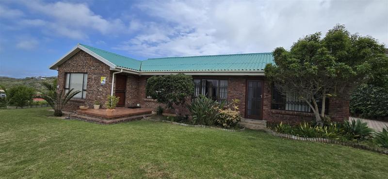 4 Bedroom Property for Sale in Groot Brakrivier Central Western Cape